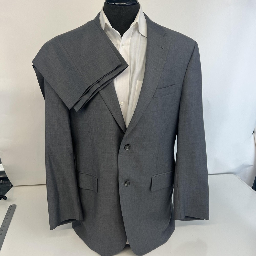 Jos A Bank Signature Suit Mens 42R 34x31 Gray Wool Silk Tailored Fit 2 Piece